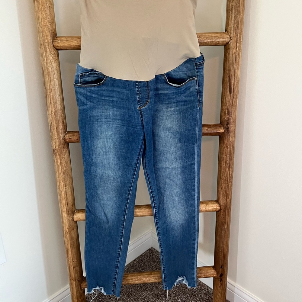 Articles of Society Maternity Skinny Jean